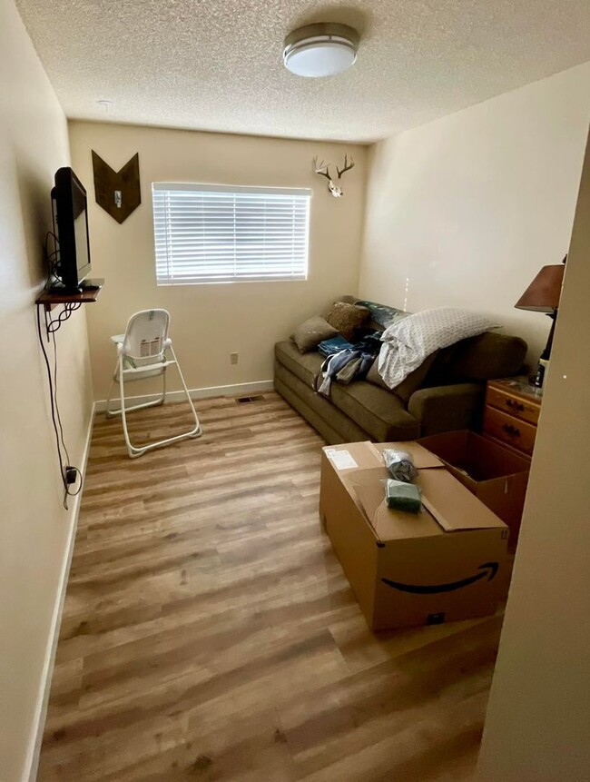 Building Photo - Elks Duplex (ED)