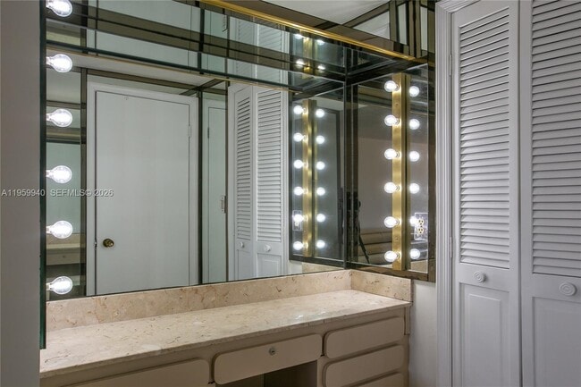 Building Photo - 1800 NE 114th St