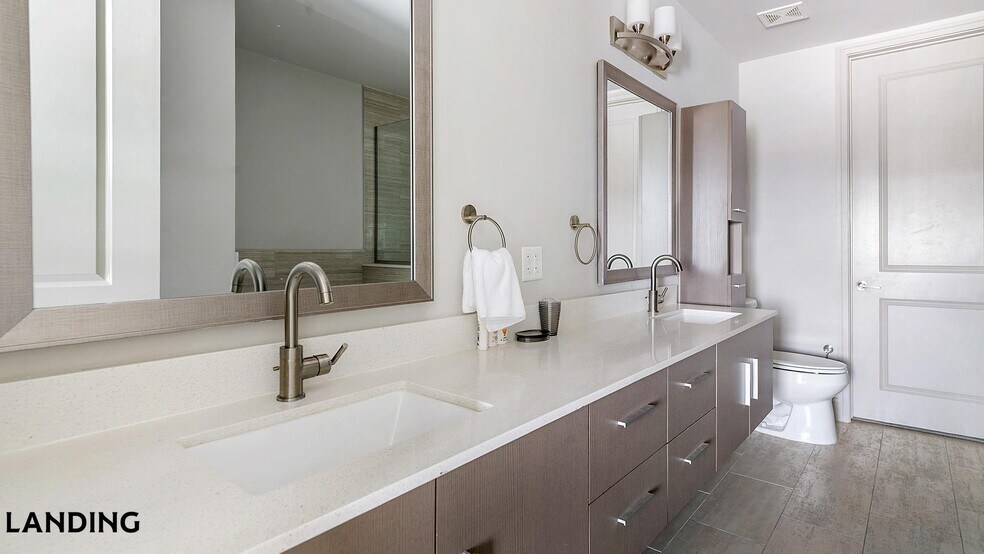 Building Photo - 1414 Wood Hollow Dr