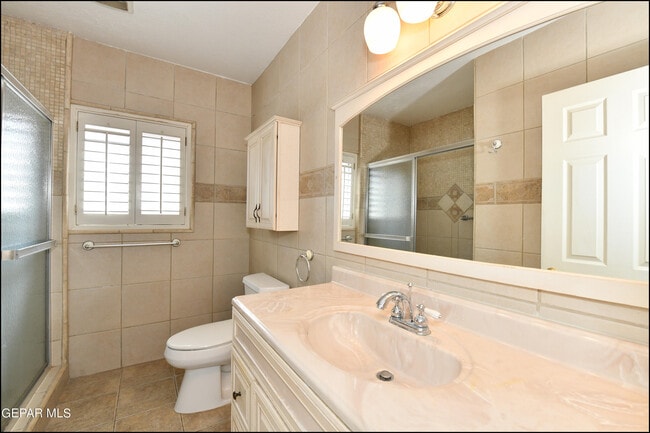 Building Photo - 4526 Bliss Ave
