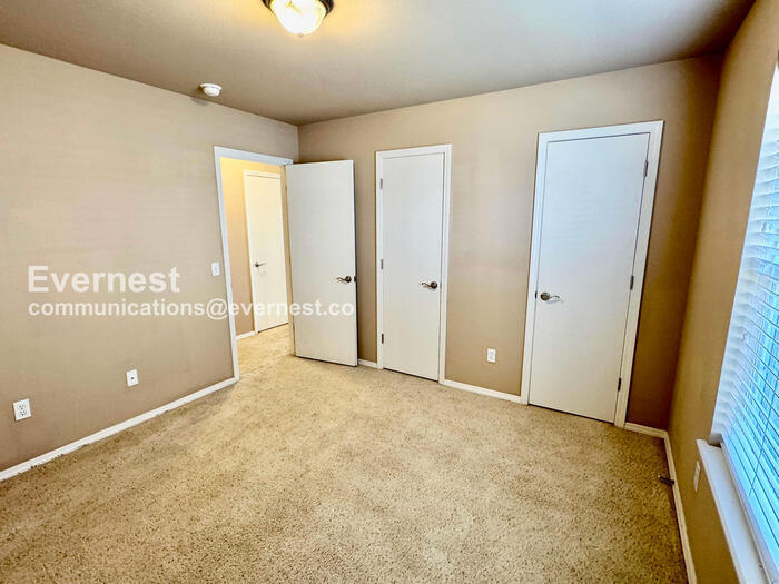 Building Photo - 8963 S 257th E Pl