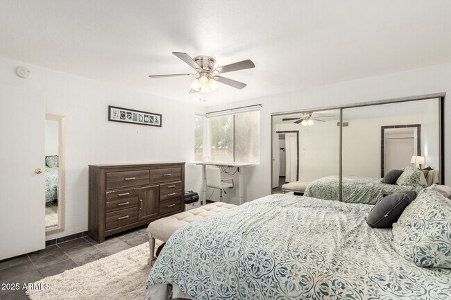 Building Photo - 18811 N 19th Ave