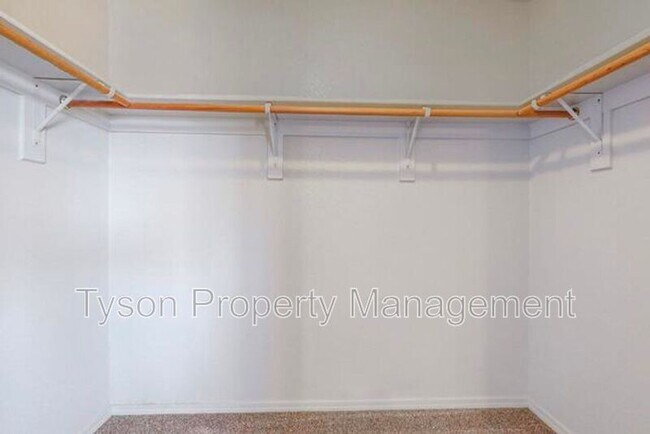 Building Photo - 7509 Cricket Hill Dr NE