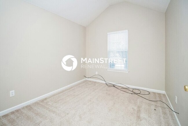 Building Photo - 3 Bedroom Pet-Friendly Home in Lithonia, GA with Main Street Renewal