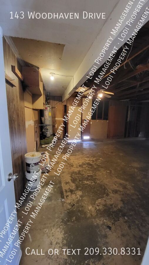 Building Photo - 143 Woodhaven Dr
