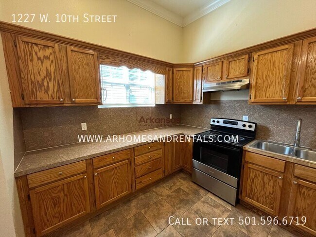 Building Photo - 1227 W 10th St