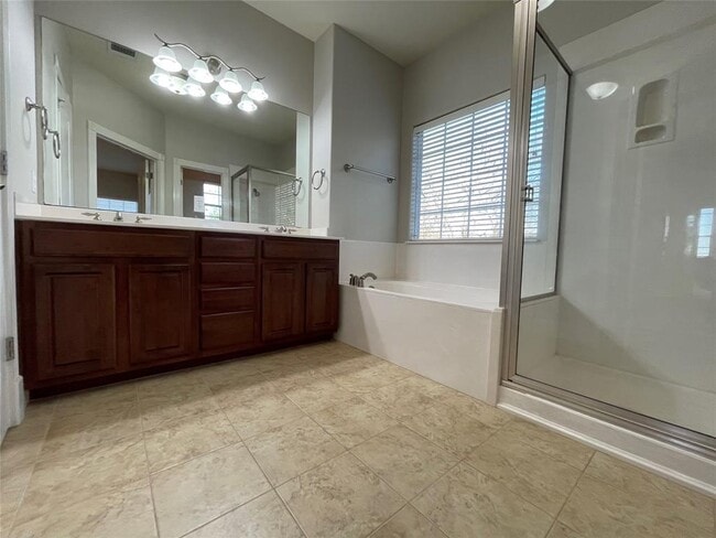 Building Photo - 6715 Windrift Way