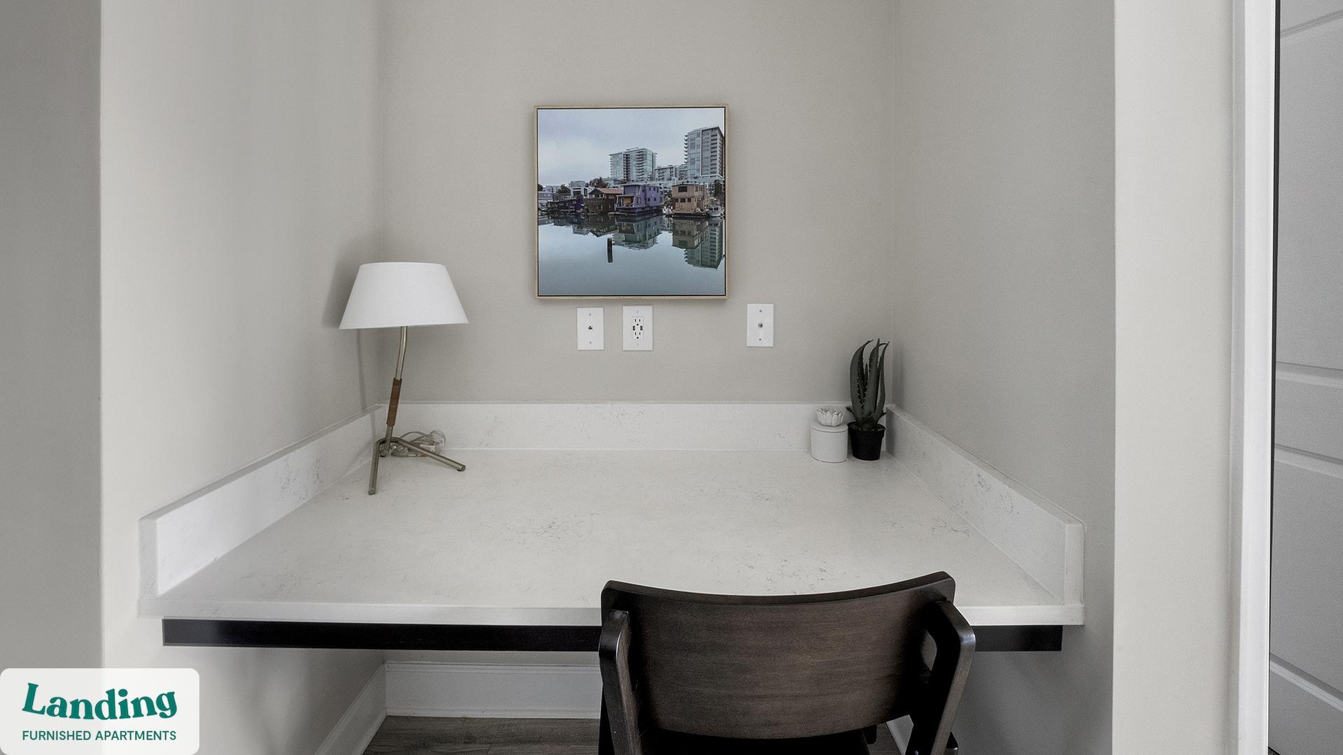 Building Photo - 195 N Creek Dr