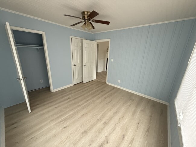 Building Photo - 4104 Old Austell Rd