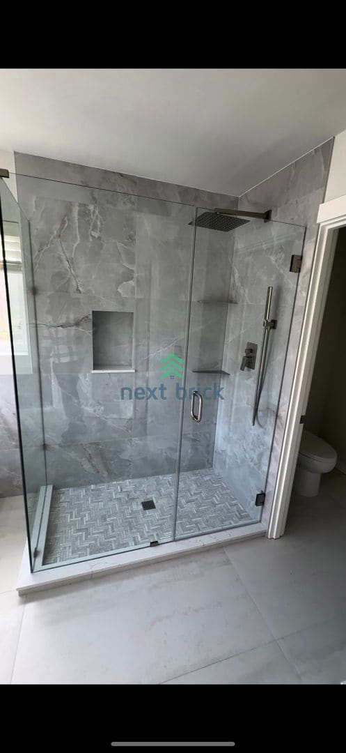 Building Photo - For Rent: 3 Bedroom, 3 Bathroom Home with Den