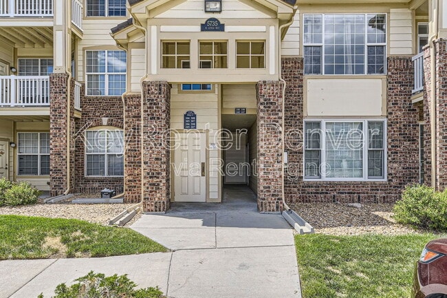 Primary Photo - 5735 N Genoa Way