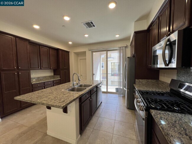 Building Photo - 2762 Ferrara Cir
