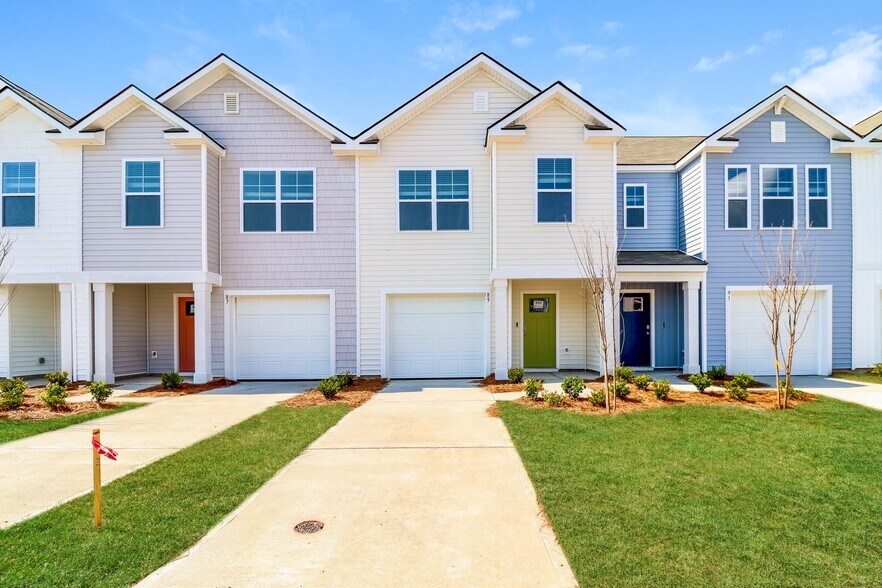 Building Photo - 89 Striker Rd