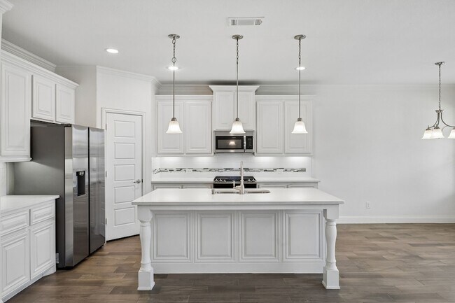 Building Photo - 15920 Gladewater Terrace