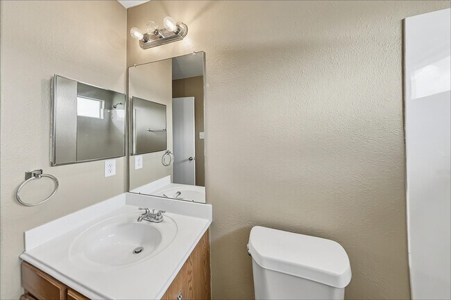 Building Photo - 12702 Rio Quatro Dr