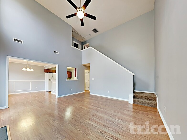 Building Photo - 10226 Covingtonwood Dr