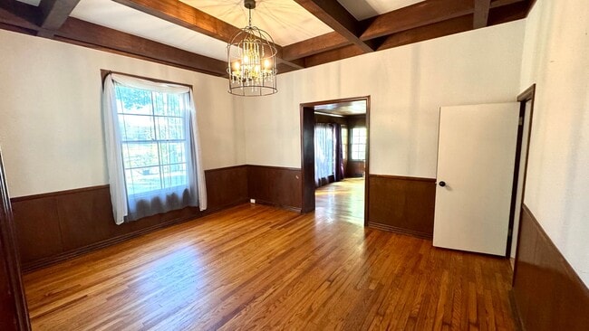 Building Photo - Timeless Two-Story Home with Modern Comfor...