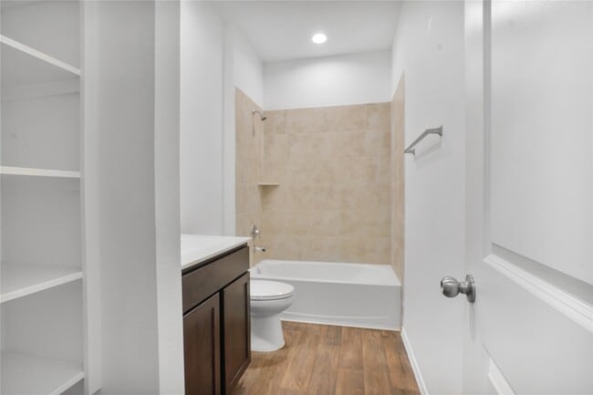 Building Photo - 20403 Tembec Dr