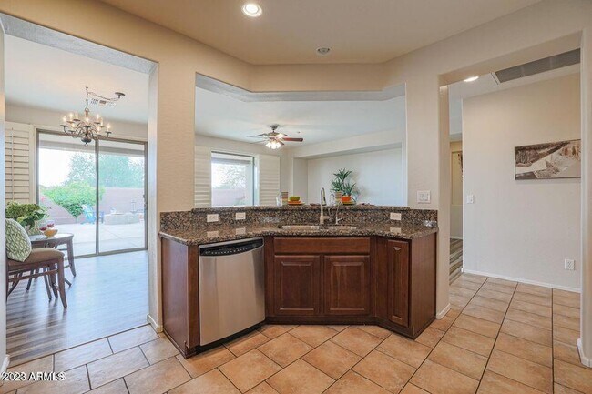 Building Photo - 41520 N River Bend Ct