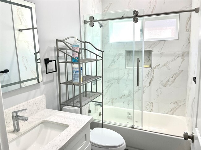 Building Photo - 2735 Earle Ave