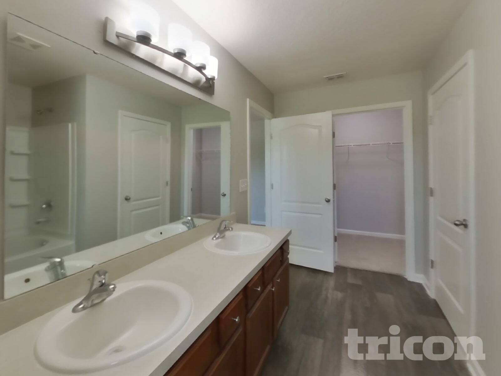 Building Photo - 372 Harley Dr