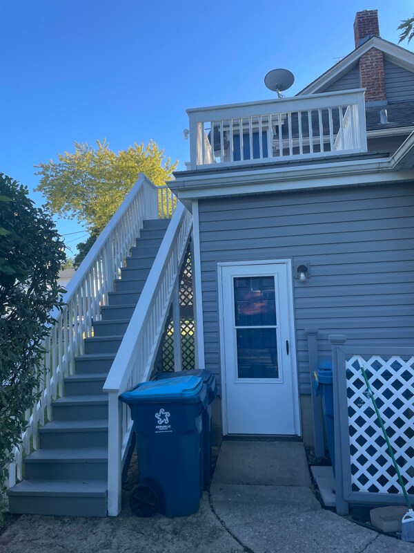 Building Photo - 623 Kensington Pl