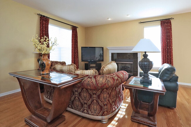 Building Photo - 21911 W Tori Ln