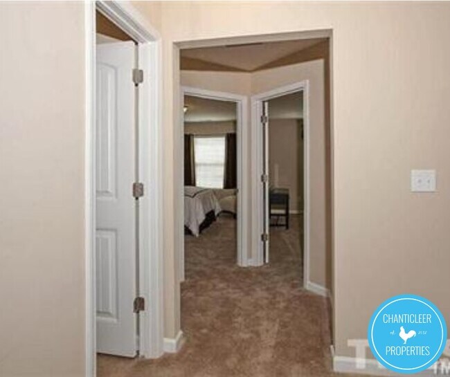 Building Photo - 1037 Grand Ridge Dr