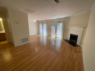 Building Photo - 3822 Meadow Green Ct