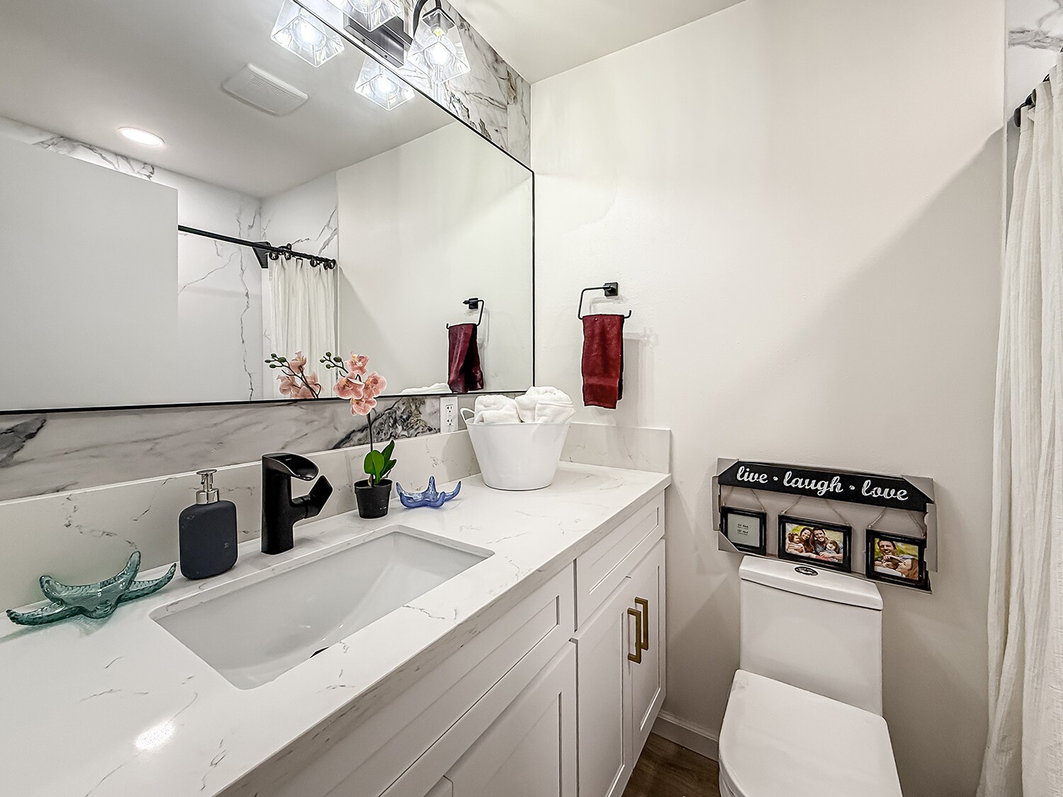 Building Photo - 717 Watson Ave