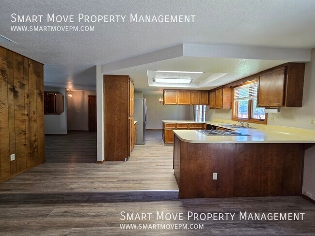 Building Photo - 3312 S Norfolk Way