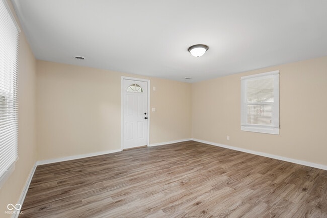 Building Photo - 2151 Park Ave