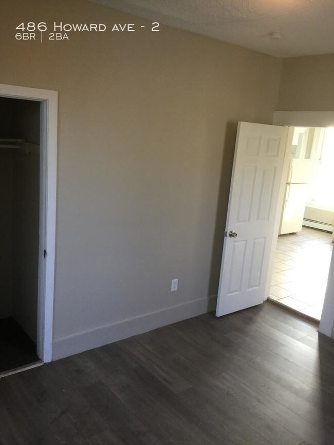 Building Photo - 6 bedroom in New Haven CT 06511