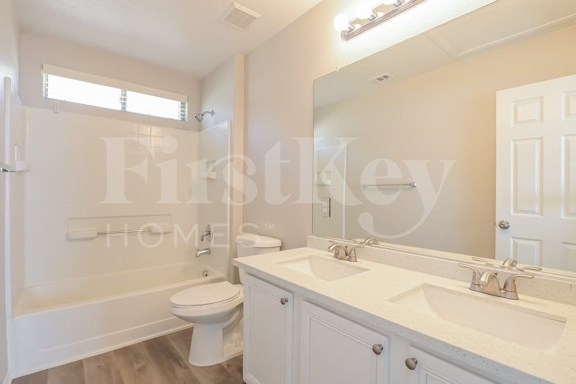Building Photo - 6417 Strongbow Dr