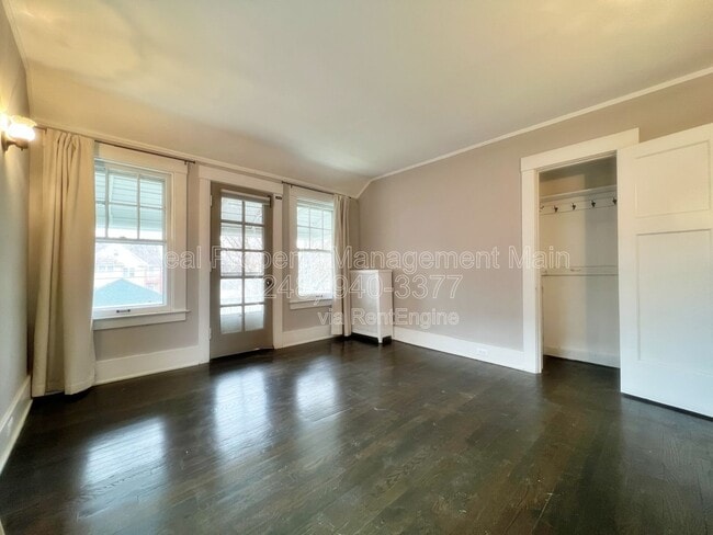 Building Photo - 1525 Edison St