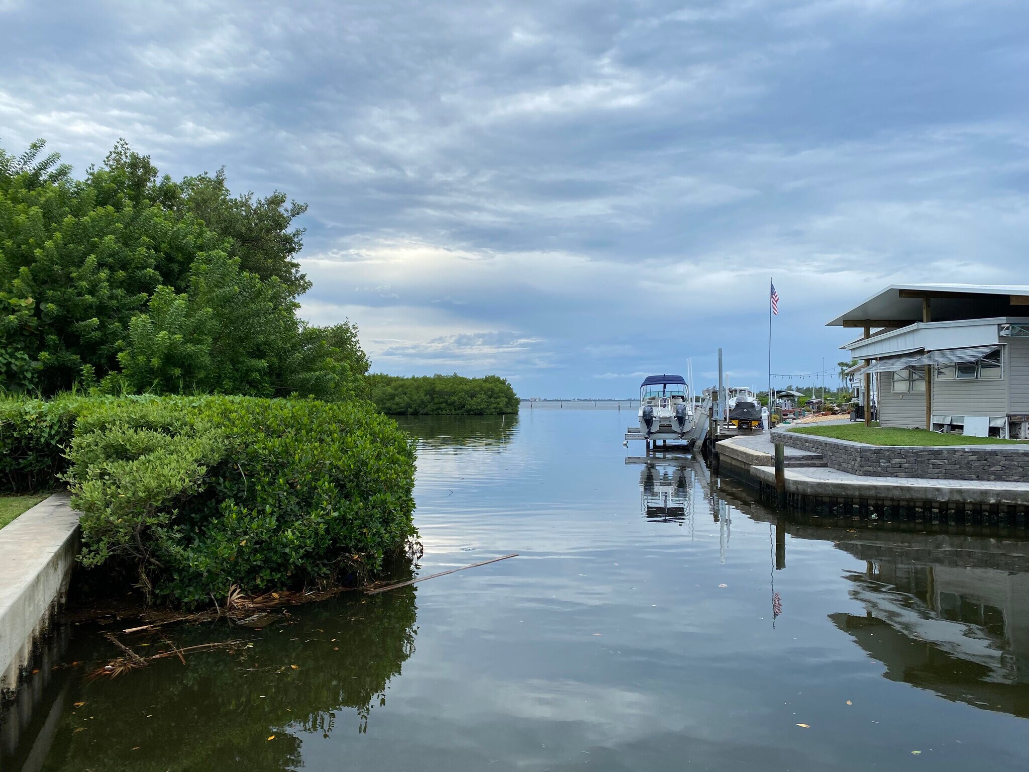 SaraBay - 1714 69th Ave W