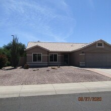 Building Photo - Single Story 3 bedroom Home in Great Location
