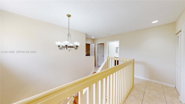 Building Photo - 897 Briar Ridge Rd