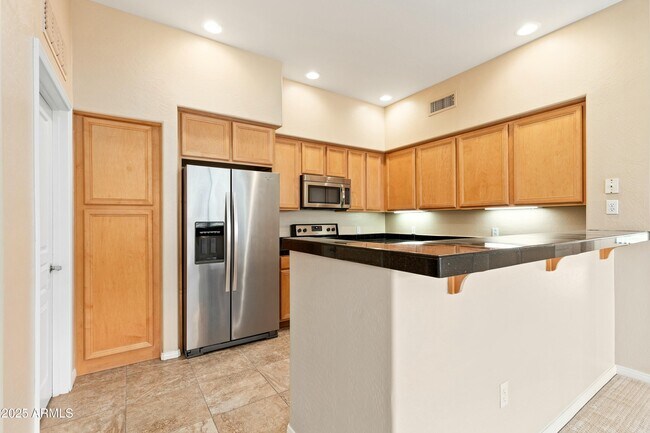 Building Photo - 2989 N 44th St