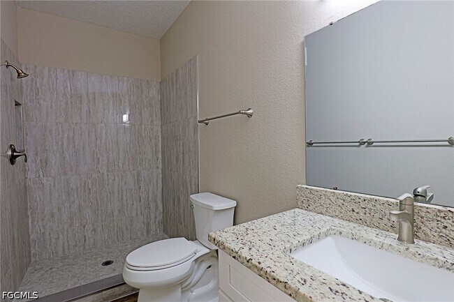 Building Photo - 11540 Villa Grand