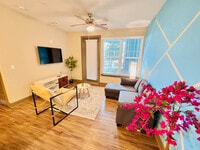 Building Photo - 9268 Vintage Hills Way