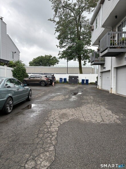 Building Photo - 7 Piave St