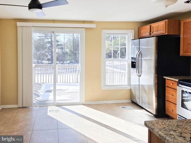 Building Photo - 20559 Strath Haven Dr