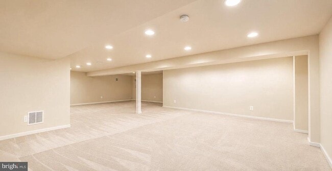Building Photo - 15329 Colonel Tansill Ct