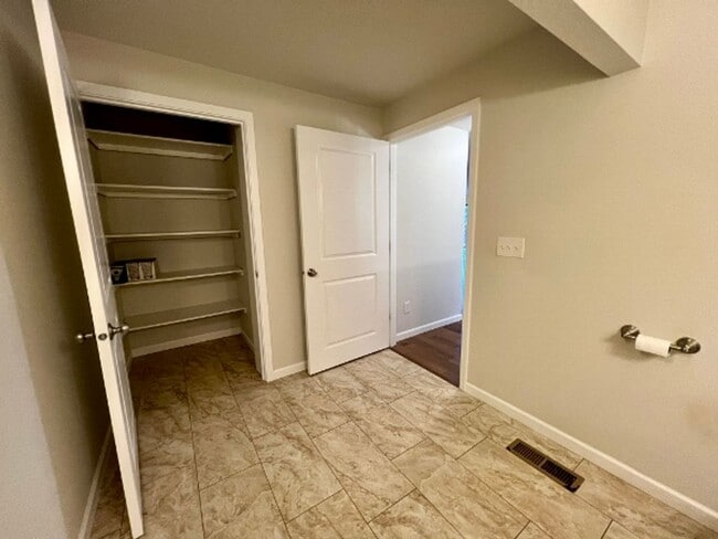 Building Photo - PENDING APPLICATION; Beach Front Access - ...