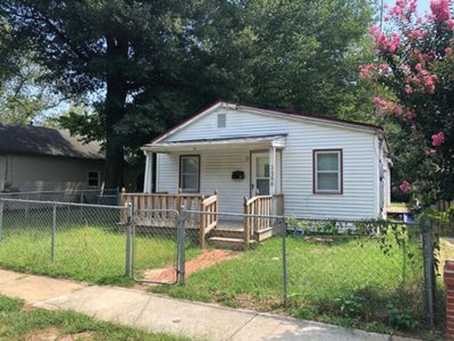 Building Photo - Spacious 4 bedroom 2 bath House in Richmond