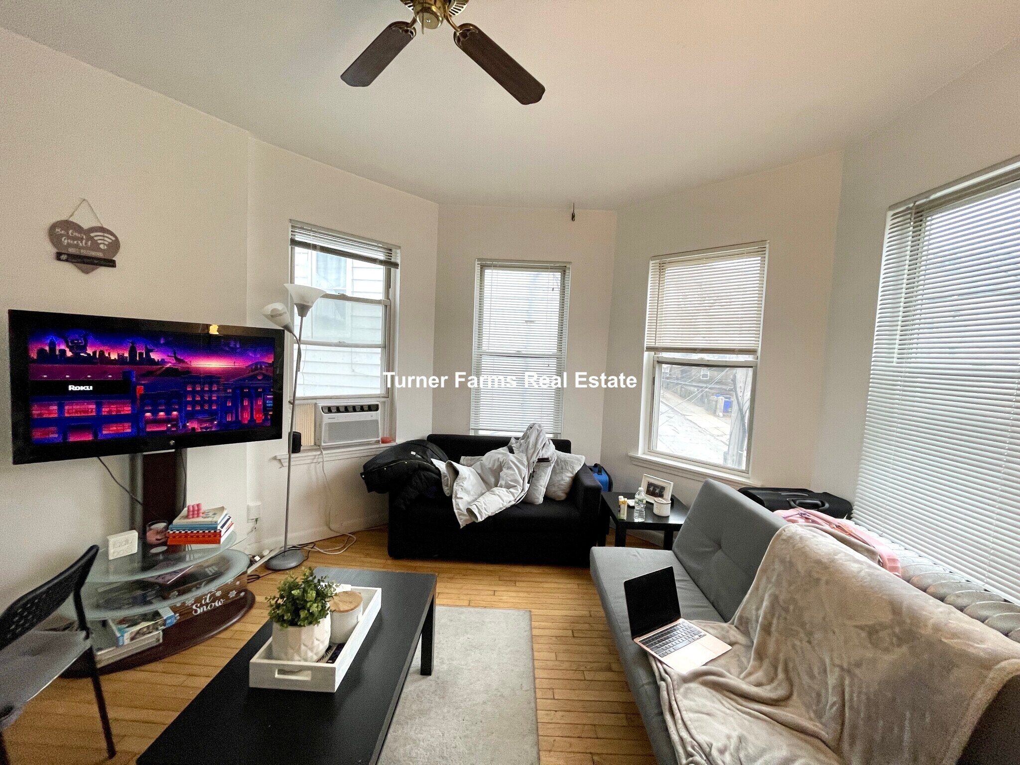 Building Photo - 10 Parker Hill Ave