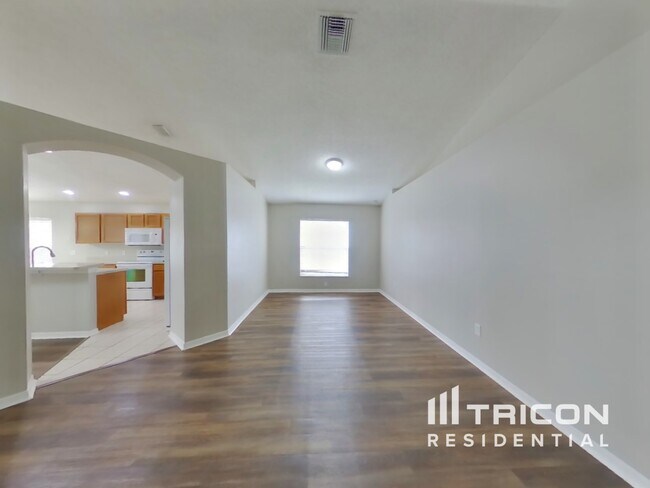 Building Photo - 13461 Staghorn Rd