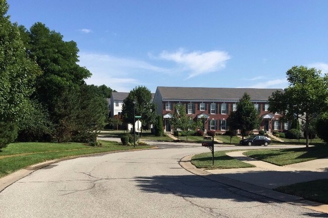 Building Photo - 1350 Parkview Estates Dr