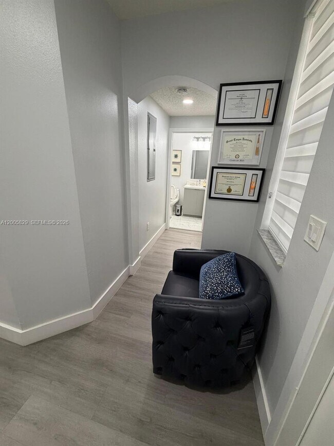 Building Photo - 2244 NE 42nd Ave